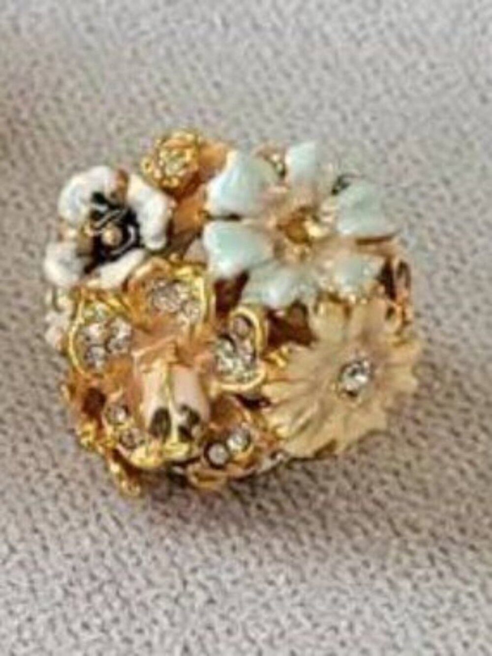 Kenneth Jay Lane Floral Bracelet Ring Set - Picture 6 of 9
